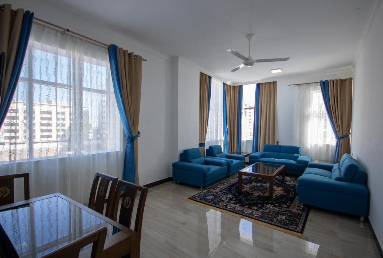Home Station Hotel Muscat Exterior photo
